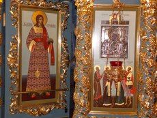 Иконостас в домовой церкви в честь иконы Божией Матери «Знамение» Архиерейского подворья г. Ростова-на-Дону