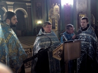 Молебен перед Поясом Пресвятой Богородицы