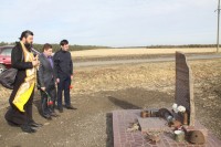 Памятники героям