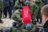 Перезахоронение останков погибших