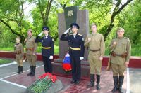 Возложение цветов и венков