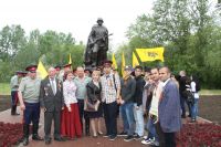 Установка памятника