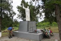 Посещение памятников