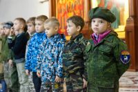 Принятие юнармейской присяги и освящение знамени