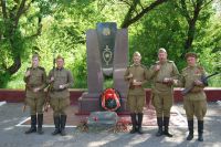 Возложение цветов к памятнику Донским чекистам