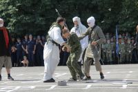 Праздничное построение в подшефной воинской части