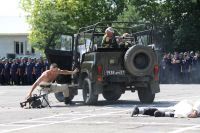 Праздничное построение в подшефной воинской части