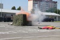 Праздничное построение в подшефной воинской части