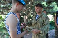 Праздничное построение в подшефной воинской части