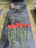 Захоронение бойцов корпуса Дмитрия Пескова