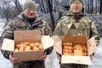 В День защитника Отечества поздравили наших воинов на передовой.