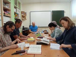 Проект «Библия – настольная книга» Проект «Библия – настольная книга»