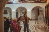 Иконописец Дмитрий Шестопалов провел экскурсию для школьников 3г класса школы № 15