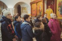 Иконописец Дмитрий Шестопалов провел экскурсию для школьников 3г класса школы № 15