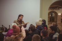 Иконописец Дмитрий Шестопалов провел экскурсию для школьников 3г класса школы № 15