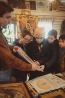 Иконописец Дмитрий Шестопалов провел экскурсию для школьников 3г класса школы № 15
