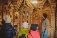 Иконописец Дмитрий Шестопалов провел экскурсию для школьников 3г класса школы № 15