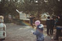 Артем Панфилов и флорист международного класса Валерия Букина провели экскурсию для школьников 4а класса школы №15