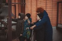 Артем Панфилов и флорист международного класса Валерия Букина провели экскурсию для школьников 4а класса школы №15