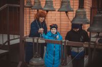 Артем Панфилов и флорист международного класса Валерия Букина провели экскурсию для школьников 4а класса школы №15