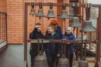 Ребята из 4В класса 86-й школы на экскурсии по нашему приходу