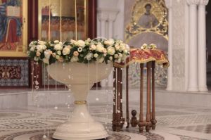 Украшение живыми цветами Украшение живыми цветами