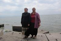 Гости в золотшвейной мастерской