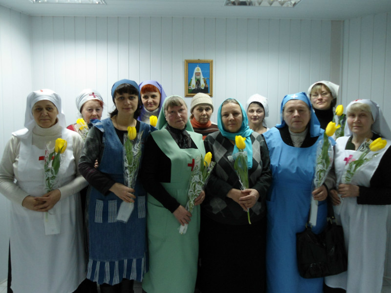8 марта 2012 года по благословению настоятеля протоиерея Валерия Волощука старшая сестра милосердия Горобцова Ольга Александровна приняла участие в заседании представителей Сестричеств РПЦ Ростовской-на-Дону епархии