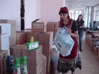 Помощь беженцам