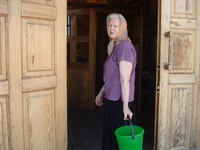 Генеральная уборка перед престольным праздником