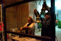 Подготовка храма к празднику