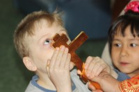 Сестры милосердия и священник прихода посетили подшефный детский дом "Аревик"