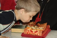 Сестры милосердия и священник прихода посетили подшефный детский дом "Аревик"