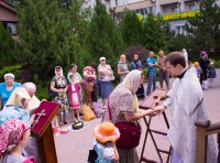 Весь приход Святого Георгия Победоносца поздравляет дорого отца Романа с днем рождения! Многая лета!