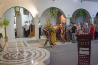 Завершена работа над полами в алтаре нижнего храма