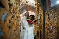 Литургия в Воскресенском войсковом соборе Литургия в Воскресенском войсковом соборе