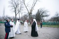 Божественную литургию в войсковом соборе Воскресения Христова