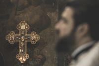 Божественную литургию в войсковом соборе Воскресения Христова