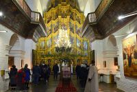 Божественную литургию в войсковом соборе Воскресения Христова