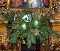 Божественную литургию в войсковом соборе Воскресения Христова