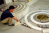 Четверть миллиона кусочков камня