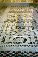 Четверть миллиона кусочков камня