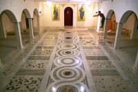 Четверть миллиона кусочков камня