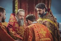 Божественная литургия в Воскресенском войсковом соборе