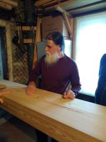 Работа над поклонным крестом