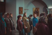 Кресту Твоему поклоняемся, Владыко, и святое Воскресение Твое славим!