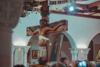 Кресту Твоему поклоняемся, Владыко, и святое Воскресение Твое славим!