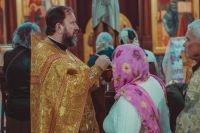 Кресту Твоему поклоняемся, Владыко, и святое Воскресение Твое славим!