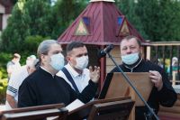 С праздником Святой Троицы!