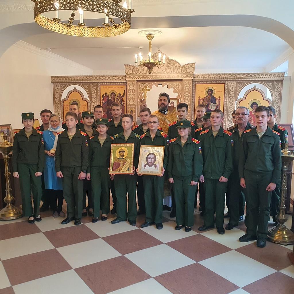 Литургия в кадетском корпусе